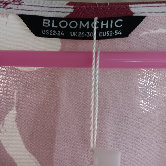 BloomChic Burgundy Floral Short Sleeve Dress - Picture 4 of 6